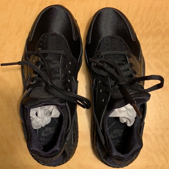 Brand NEW❗️Nike Air Huarache-Black❗️ - Picture 3 of 6